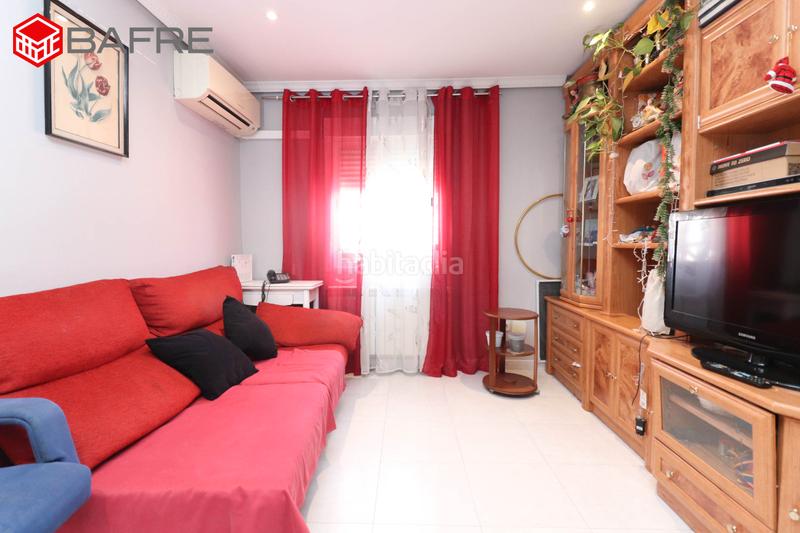 Foto d0d16492-8b0f-4b6f-9985-be41078c066f. Etagenwohnung mit heizung in Moscardó Madrid