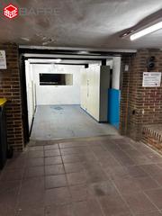 Aparcament cotxe  Calle alcántara