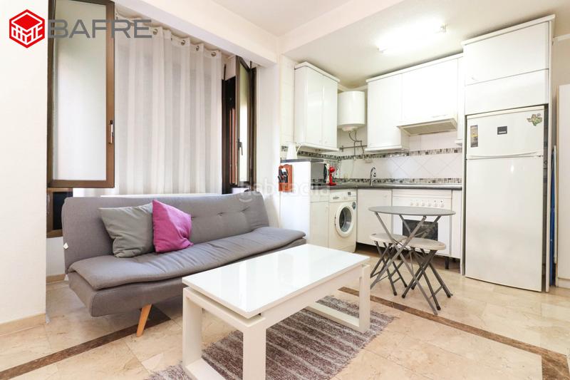 Foto 8fd73ab1-8724-470a-ad18-fd3f618b446d. Etagenwohnung in Almendrales Madrid