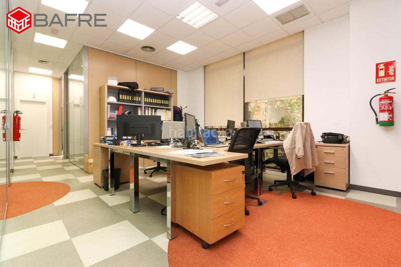 Foto 020f2a3b-7c66-4dd5-842e-d78d433909f2. Bureau avec parking dans Costillares Madrid