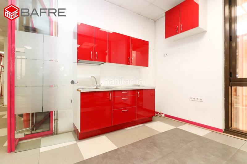 Foto bc358f62-525c-4f27-affd-d2460c51c0b8. Bureau avec parking dans Costillares Madrid