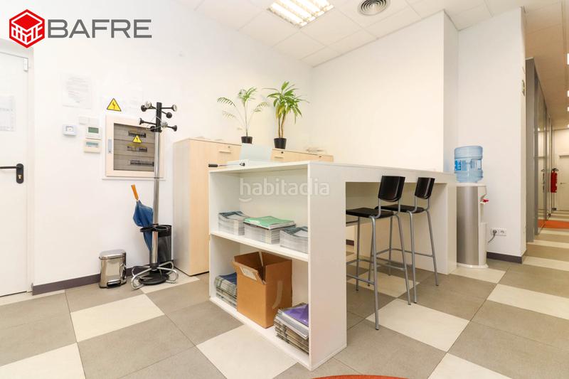 Foto fdf6a350-3b81-4d9a-99f9-4c90073e2db8. Büro mit parking in Costillares Madrid