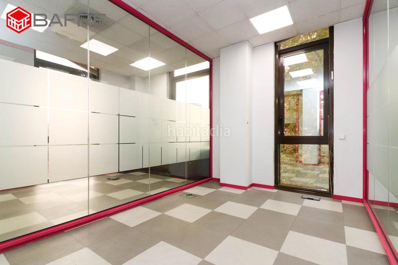Foto 1feaa7b2-cdb2-4666-9bf3-64c540d9d1bd. Oficina en Costillares Madrid