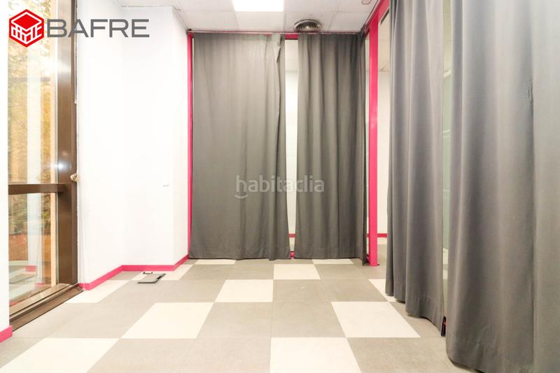 Foto 2e5f6f85-de8a-4228-850e-e53c0c12a4e5. Oficina en Costillares Madrid