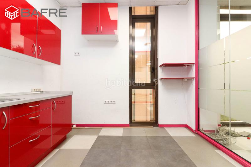 Foto b365285f-b1c1-44c8-887c-26d312dbfed7. Oficina en Costillares Madrid
