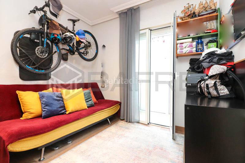 Foto b5933bae-a8b6-42f7-965b-a0402ed59bae. Appartement avec chauffage dans Zofío Madrid