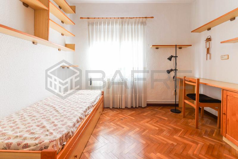 Foto 0524cb45-05ed-4453-8cc7-cd35b3a6e8de. Piso en Pradolongo Madrid