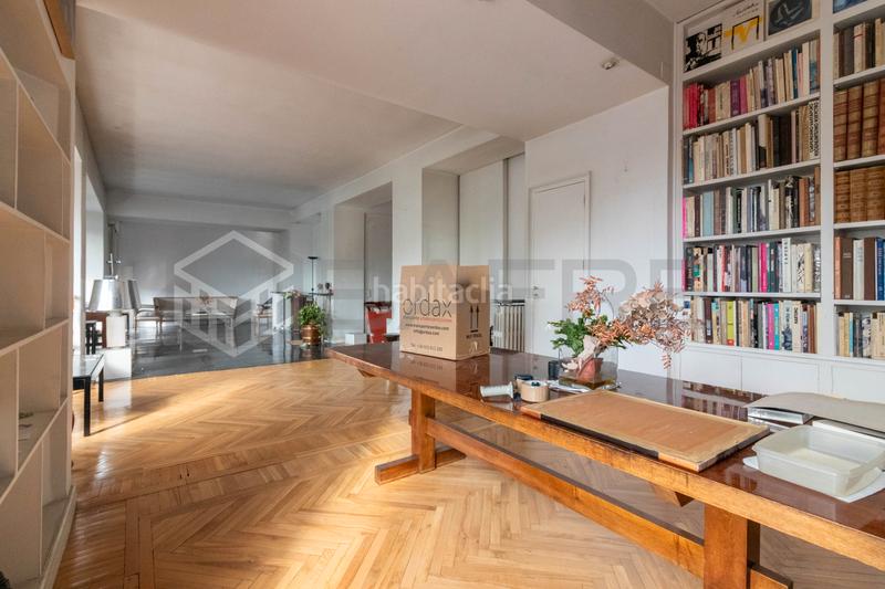 Foto 647dfd35-a4ca-42b2-bd4b-7f35d9041bb8. Appartement avec parking dans Guindalera Madrid