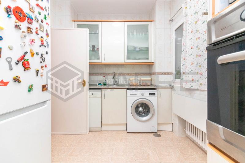 Foto 4bb16deb-bb9b-472a-a7f4-f0375c656453. Piso en Pacífico Madrid