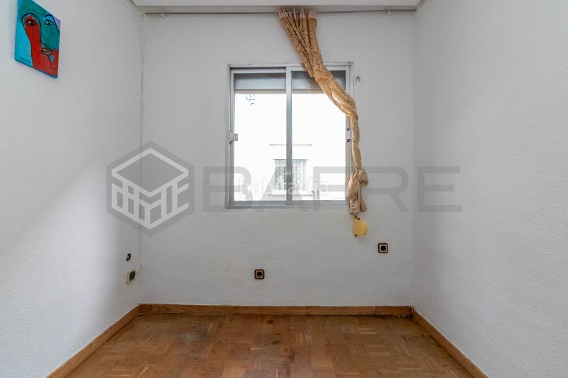 Foto 2327160c-dbd9-4a1c-bcaa-0a87e2c398a2. Flat in Aluche Madrid