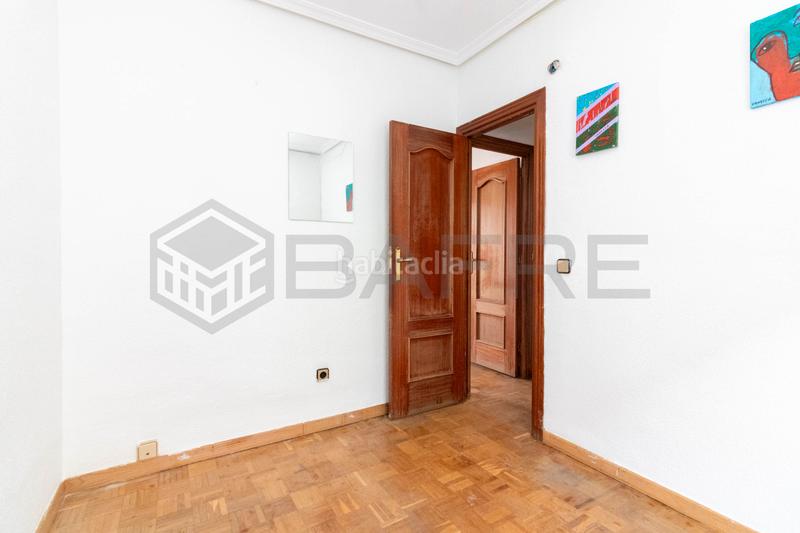 Foto d7897ff1-a086-48bd-a825-6b116f23a34d. Pis a Aluche Madrid