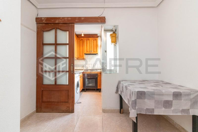 Foto aed208ac-94eb-482b-98e1-41d573106531. Piso en Aluche Madrid