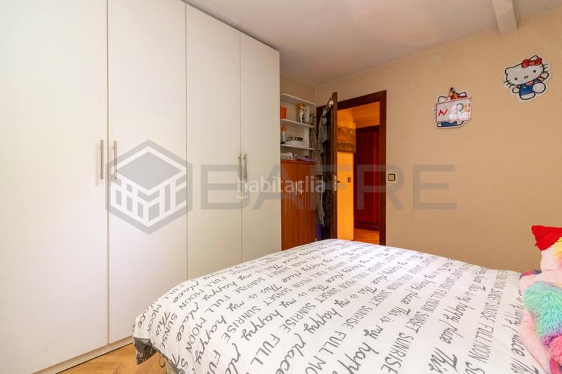 Foto 0c5fd726-1e5f-48f9-a4f9-c7050046f504. Piso en Vista Alegre Madrid