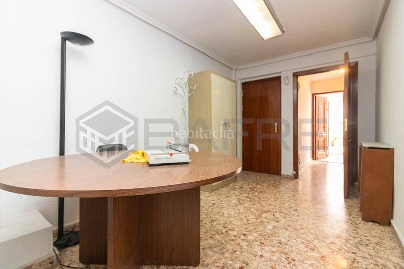 Foto a47535fe-547c-44c1-86f1-ceaa62a9bda4. Piso en Vista Alegre Madrid