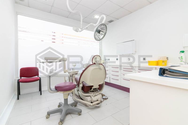 Foto 53387f1f-718e-48cd-b6cf-bd83c1e2ac2a. Local comercial en Aluche Madrid