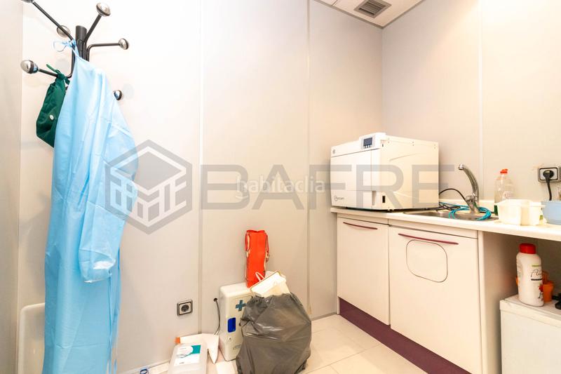 Foto 9e9e190b-81f9-4301-9440-c245db431ee3. Local commercial dans Aluche Madrid