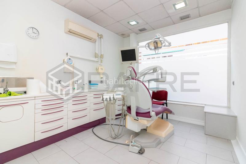 Foto b038b815-a331-449e-b32e-4d7b380a6225. Local commercial dans Aluche Madrid