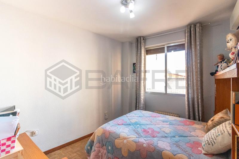 Foto 4c763ece-d10d-466d-829d-0786e8137d27. Etagenwohnung mit heizung in Villaverde Alto Madrid