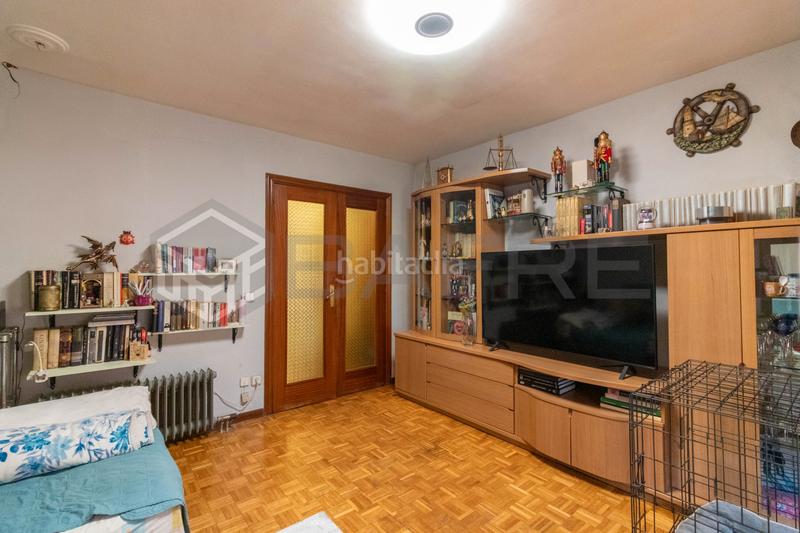 Foto 84cdcf29-1117-4e40-8f5e-9264c1543ed7. Etagenwohnung mit heizung in Villaverde Alto Madrid