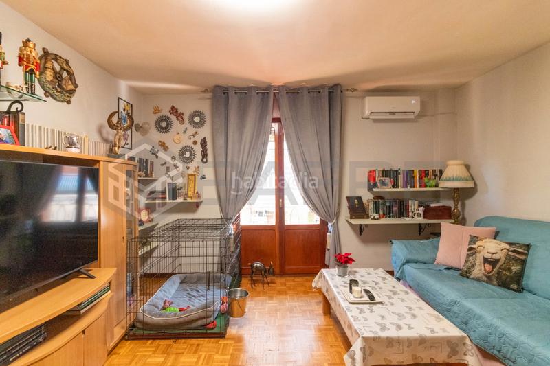 Foto de755daf-fe3f-4d1c-b259-3ded8b1387fc. Etagenwohnung mit heizung in Villaverde Alto Madrid