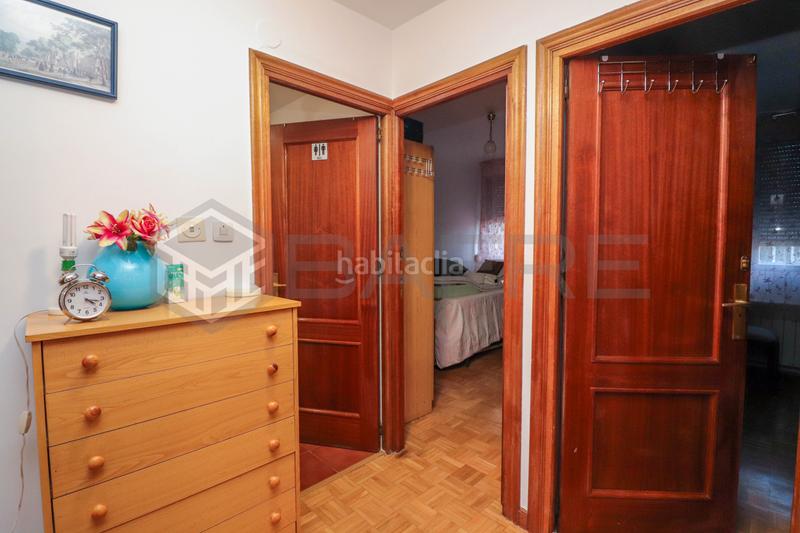 Foto 3f4f2432-69de-48b3-8922-b7e272e36ceb. Flat with heating parking in Aluche Madrid