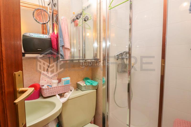 Foto 3bfc52d2-b555-4280-8dc8-6f5614e6038a. Piso en Aluche Madrid