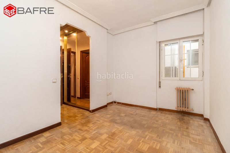 Foto 8295a260-e4b9-48a3-a598-3c2ebad19559. Flat with heating in San Isidro Madrid