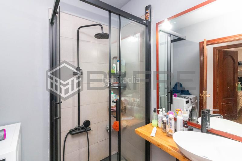 Foto 73c6db0d-0001-4c4f-803b-50b57a096f19. Flat with heating in Moscardó Madrid