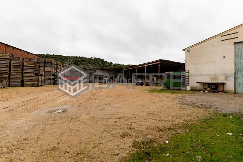 Foto dc455525-60b0-4381-b416-5dd89236ee08. Terreny residencial a Chinchón