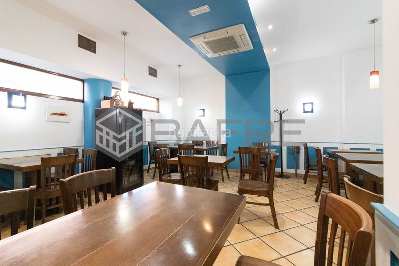 Foto 736cf29d-ea66-4bd2-8a30-33970c38cd67. Local comercial a Acacias Madrid