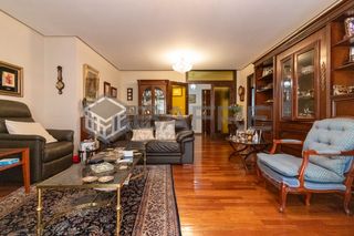 Flat  C. de pechuán