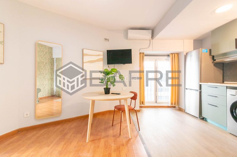 Foto aeb3306f-50b6-4c71-8bf7-60e273a5c1ca. Flat in Sol Madrid