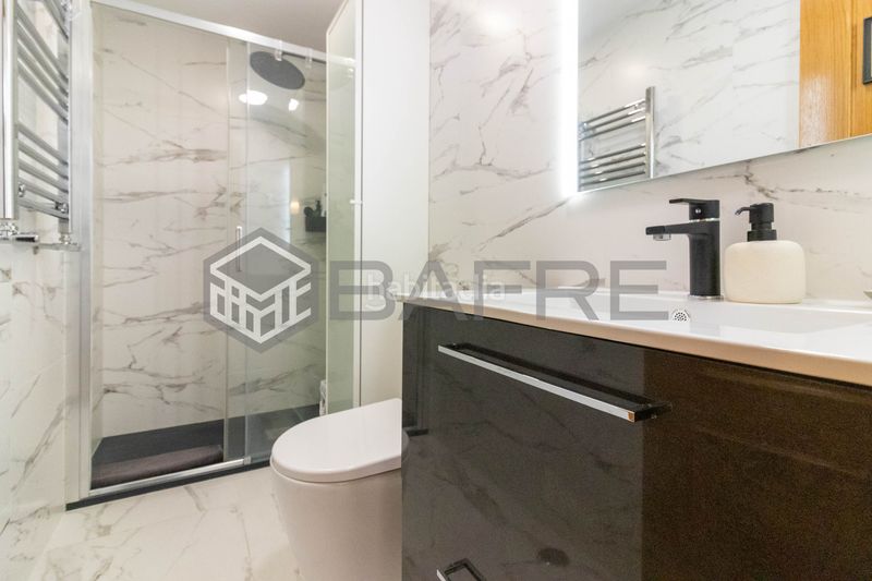 Foto e48603ea-b221-4fa8-8ade-70193469def2. Pis amb calefacció aparcament a Buena Vista Madrid