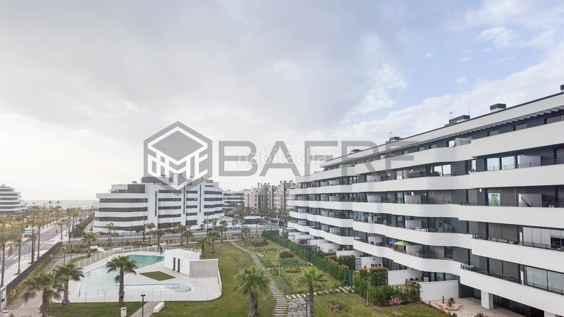 Foto 06b391b3-43c5-486c-b2df-e4f38e501676. Piso en Los Álamos Torremolinos