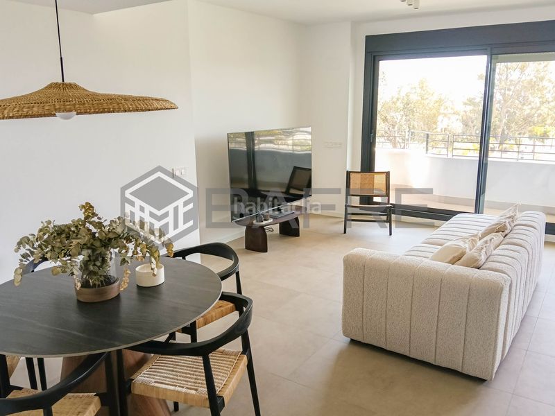 Foto 10c65bca-1fd6-4a1f-b1ef-32efa3fd5c7b. Piso en Los Álamos Torremolinos