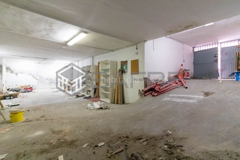 Foto e7e1c28b-a63a-4bba-9812-5ca3a984bf13. Local comercial en Pradolongo Madrid