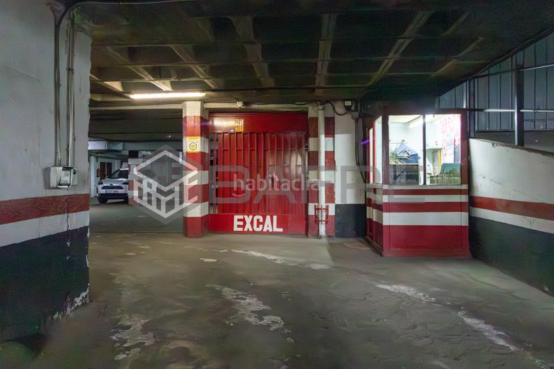 Foto 16bd103f-eedb-4a2d-ba8d-7085d5ab6695. Ufficio con parcheggio in Comillas Madrid