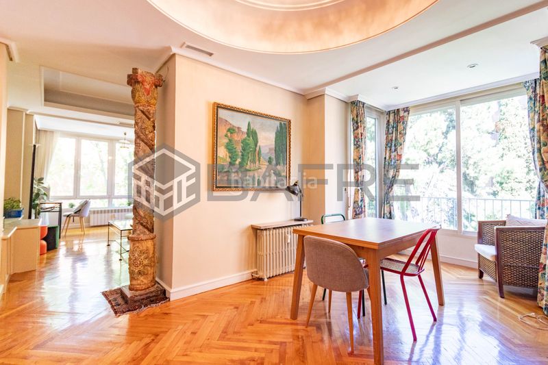 Foto a34a8082-6522-4e15-8cac-3311d1df0828. Piso en Niño Jesús Madrid