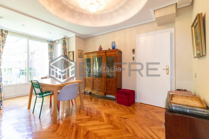 Foto e2a93d70-039f-496f-8606-97ffca9ed8c5. Piso en Niño Jesús Madrid