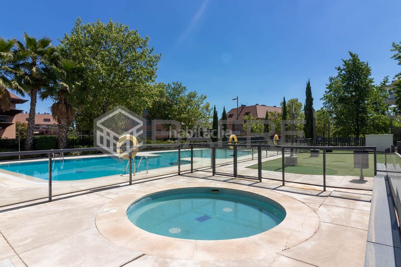 Foto 532d39f4-78ef-4762-9d08-a43bdeb17947. Pis amb calefacció aparcament piscina a Valdepastores-Las Encinas Boadilla del Monte