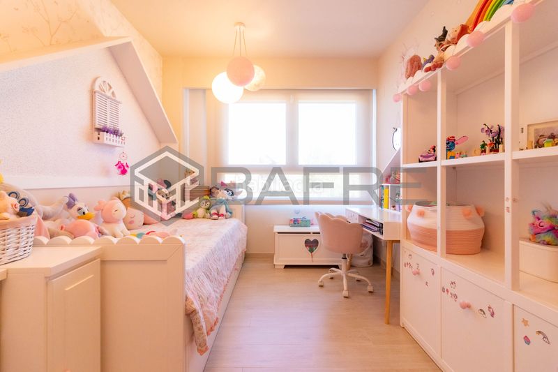 Foto 5d40a5ba-6ec1-43db-8266-b6dc7b7a7a22. Pis amb calefacció aparcament piscina a Valdepastores-Las Encinas Boadilla del Monte