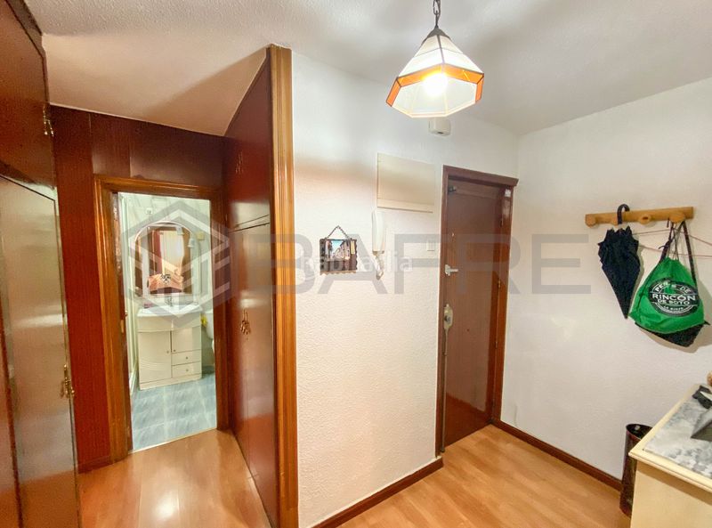 Foto c67de3f4-5d5c-4f7a-a7fe-d7ceb9dc75ca. Pis amb calefacció a Almendrales Madrid