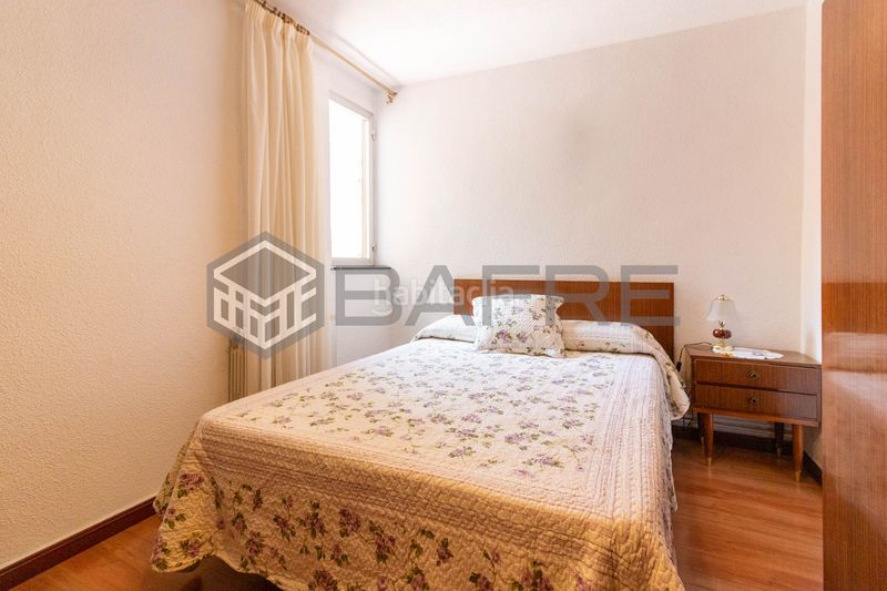 Foto 0d0a261f-d929-41f4-ad17-1edb2352e04c. Piso en Almendrales Madrid