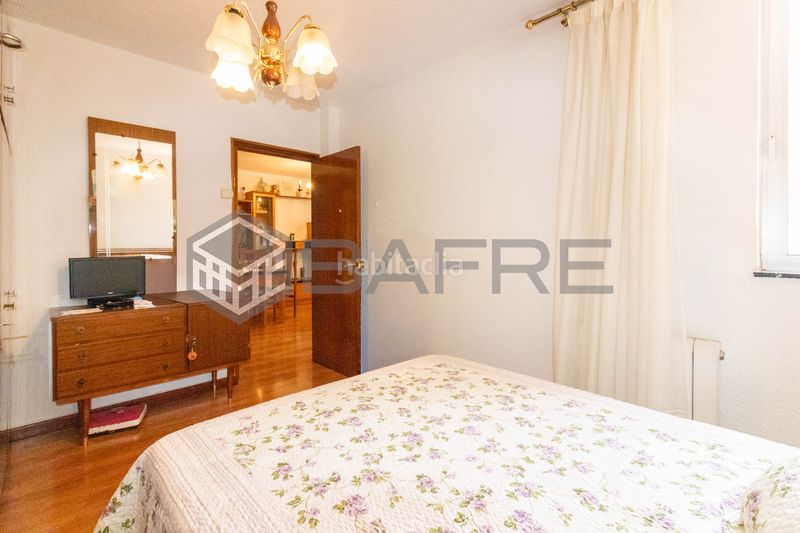 Foto 71fc1ae7-117e-4ef3-83a5-5c1e69df1cd3. Piso en Almendrales Madrid