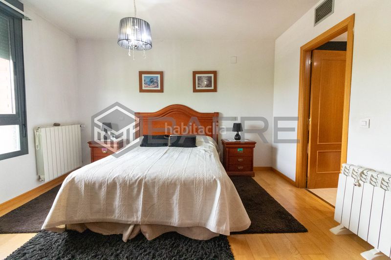 Foto 62799ec0-cccc-4731-8394-7d0bbb8a256b. Casa en Perales del Río Getafe