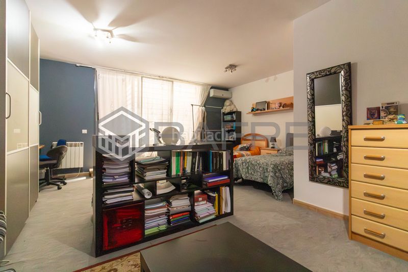 Foto e14537f4-b2a2-4cf4-be97-1a18a4d0638c. Casa en Perales del Río Getafe