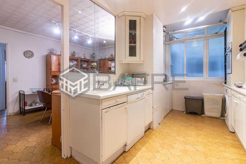 Foto 887e285d-42c7-4e7f-8493-b462b87888cd. Piso en Guindalera Madrid