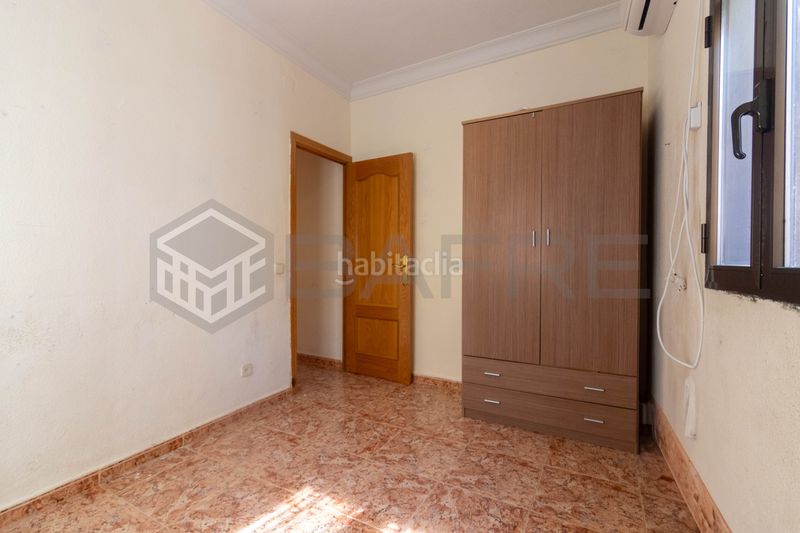Foto 6c9d9ff6-caca-4d8e-90e1-f16209a96af0. Piso en Vista Alegre Madrid