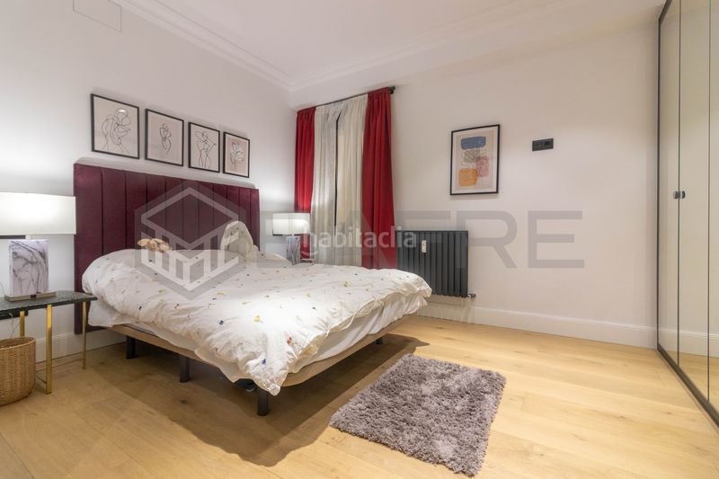 Foto d90c3f99-89ca-4dfb-9882-f3745cf72c2b. Flat with heating in Gaztambide Madrid