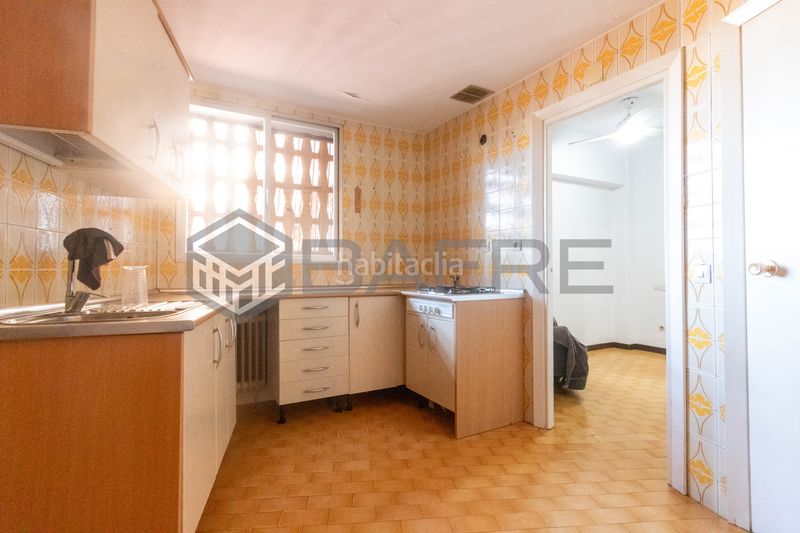 Foto 2965f381-85e9-45c8-a96e-8e47565619f6. Piso en Adelfas Madrid
